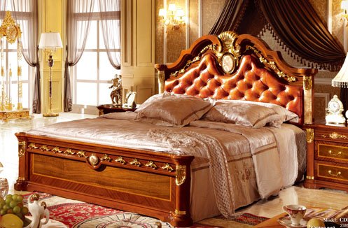 Giường ngủ gỗ tự nhiên kiểu dáng quý tộc