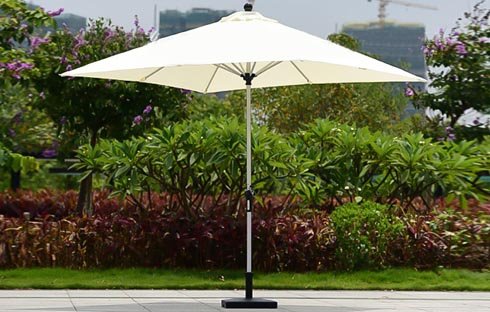 Những mẫu ô dù ngoài trời giá rẻ bạn nên biết